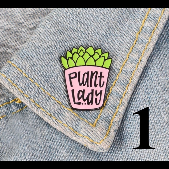 💕✨ADORABLE PINS✨💕 - Picture 2 of 3